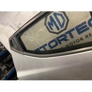 PORTA PORTIERA SPORTELLO POSTERIORE DESTRO COMPLETO  LANCIA YPSILON ANNO DAL 2011 GRIGIO METALLIZZATO