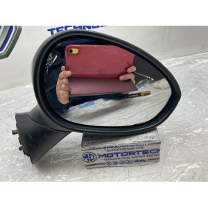 Specchietto retrovisore destro, Fiat 500 rosso