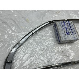 MODANATURA CROMATA CORNICE GRIGLIA CENTRALE PER PEUGEOT 208 MODELLO DAL 2012 AL 2015