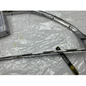 MODANATURA CROMATA CORNICE GRIGLIA CENTRALE PER PEUGEOT 208 MODELLO DAL 2012 AL 2015