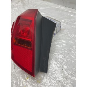 STOP FANALE POSTERIORE SINISTRO PARTE ESTERNA OPEL Meriva 2° Serie (06 10)
