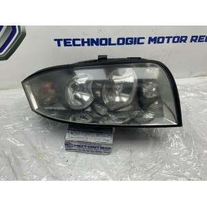 FARO ANTERIORE DESTRO AUDI A2 Serie (8Z0) 89303109 AMF (00 05)