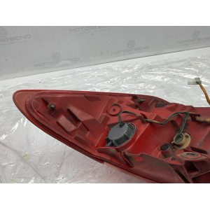 fanale posteriore sinistro parte esterna Nissan Murano