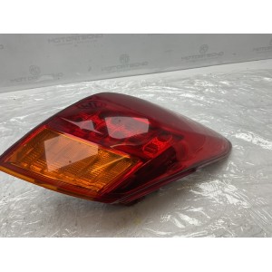 fanale posteriore sinistro parte esterna Nissan Murano