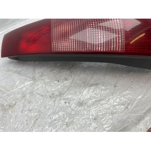 STOP FANALE POSTERIORE DESTRO FIAT Punto Berlina 5P 36500748 (93 99)
