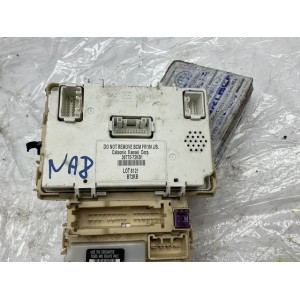 Centralina Fusibili Suzuki Swift  (05 10) 1.3 16V 2WD Berlina 3p1328cc 3677072KB1