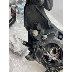 FARO ANTERIORE SINISTRO SUBARU Forester 3° Serie EJ20 (08 11)