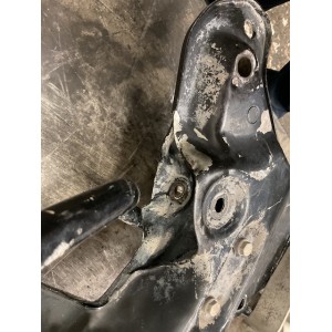 ASSALE ANTERIORE CULLA MOTORE FIAT Panda 2° Serie bifuel/metano  (03 10)