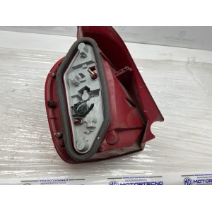 STOP FANALE POSTERIORE DESTRO RENAULT Modus 2° Serie 8200658413 (06 in su)