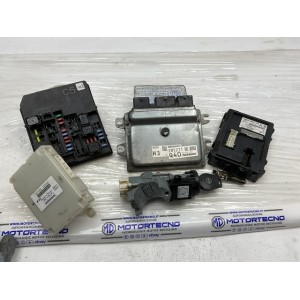 Kit chiave completo Nissan Juke dal 2010  al 2018 1.600 Cod mec940-390