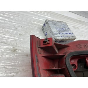 STOP FANALE POSTERIORE esterno SINISTRO SX CONDUCENTE PARTE ESTERNA VOLKSWAGEN Passat Berlina b6 A LED (05 10)