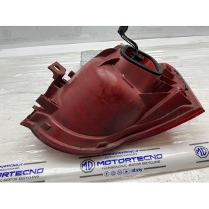 STOP FANALE POSTERIORE esterno SINISTRO SX CONDUCENTE PARTE ESTERNA VOLKSWAGEN Passat Berlina b6 A LED (05 10)