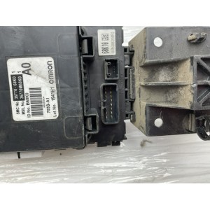 BSI BODY COMPUTER COMPLETO DI PORTA FUSIBILI SUZUKI Alto 3° Serie - NISSAN PIXO 36770-68K0 (08 in poi )