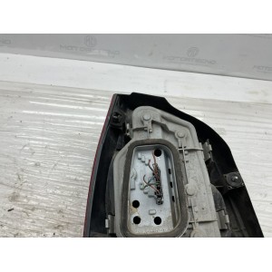 STOP FANALE POSTERIORE DESTRO VOLKSWAGEN 9N Serie (01 05)