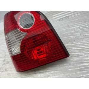 STOP FANALE POSTERIORE SINISTRO SX CONDUCENTE VOLKSWAGEN Polo 9N Serie (01 05)