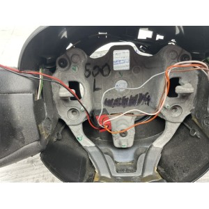 VOLANTE STERZO COMPLETO DI COMANDI FIAT 500 L (2012)