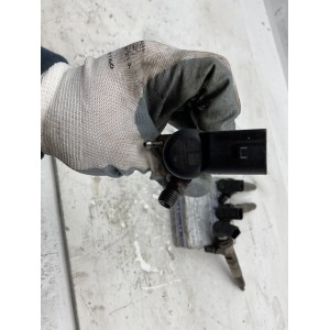 4  INIETTORI RENAULT MEGANE SW 1.5 D 6M 5P 81KW (2010) H8200704191 52971 93HEEF 8200903034