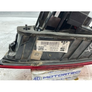 STOP POSTERIORE DESTRO INTEGRATO NEL PORTELLO SEAT Arona Serie 6F9945094D (17)