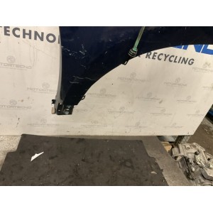 PARAFANGO ANTERIORE DESTRO DACIA DUSTER DAL 2010 Blu