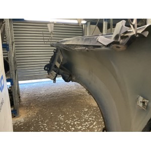 PARAFANGO ANTERIORE DESTRO DACIA DUSTER DAL 2010 Blu
