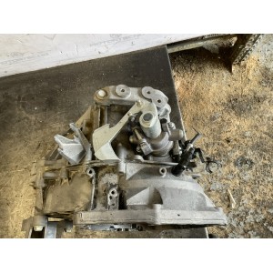 CAMBIO MANUALE COMPLETO CHEVROLET Cruze Berlina diesel 2000 (09)