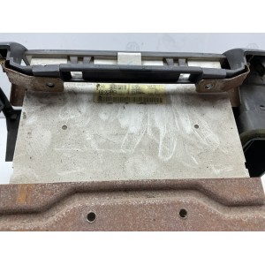 AUTORADIO PER NISSAN Micra 4° Serie (03 al 05) autoradio viene fornito senza codice di sblocco