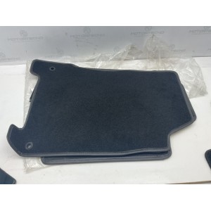 Set di tappetini tappeti originali nuovi ricamati con rivestimento batti tacco per Renault koleos