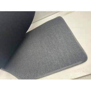 SET DI TAPPETINI TAPPETI RICAMATI CON BOTTONI E BATTITACCO ORIGINALI KANGOO 3 VP (KK1) VERSIONE 5 POSTI