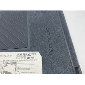 SET DI TAPPETINI TAPPETI RICAMATI CON BOTTONI E BATTITACCO ORIGINALI KANGOO 2 VP (K61) VERSIONE 5 POSTI