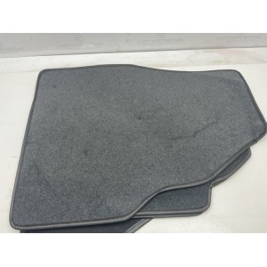 SET DI TAPPETINI TAPPETI RICAMATI CON BOTTONI E BATTITACCO ORIGINALI KANGOO 2 VP (K61) VERSIONE 5 POSTI