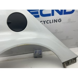 Parafango paraurti posteriore destro completo di tappo serbatoio Smart 451 bianco