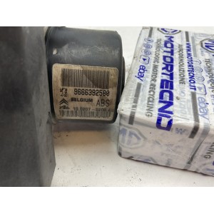 CENTRALINA POMPA ABS CITROEN C3 Picasso 9666392580 10.0970-1167.3  28.5700-7504.3 Diesel 1600 (08)
