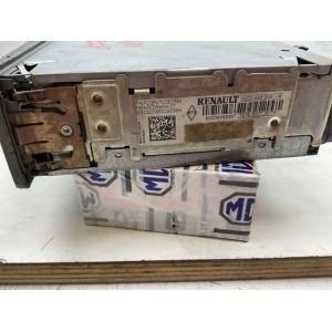 AUTORADIO RENAULT Twingo II serie 8200446233T (07al14) senza codice di sblocco