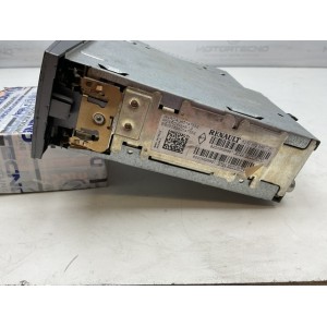 AUTORADIO RENAULT Scenic n.Serie 8200562686 senza codice di sblocco