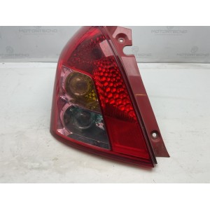 STOP FANALE POSTERIORE SINISTRO SUZUKI Swift 4° Serie (04 10)