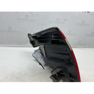 STOP FANALE POSTERIORE DESTRO PARTE ESTERNA VERSIONE SCURA CITROEN C4 Picasso Mk1 9673164780 (06 13)