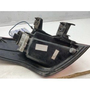 STOP FANALE POSTERIORE DESTRO PARTE ESTERNA VERSIONE SCURA CITROEN C4 Picasso Mk1 9673164780 (06 13)