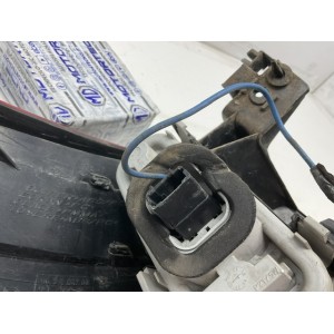 STOP FANALE POSTERIORE DESTRO PARTE ESTERNA VERSIONE SCURA CITROEN C4 Picasso Mk1 9673164780 (06 13)