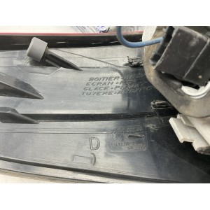 STOP FANALE POSTERIORE DESTRO PARTE ESTERNA VERSIONE SCURA CITROEN C4 Picasso Mk1 9673164780 (06 13)