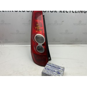 Stop fanale posteriore sinistro, Ford Fiesta, cinque porte 2006, 2008