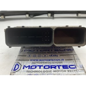 CENTRALINA MOTORE HYUNDAI i20 1° Serie 9030933220KD benzina 1200 (08 14)