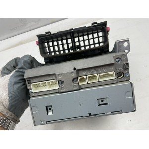 AUTORADIO TOYOTA Yaris Serie stereo (05 08)