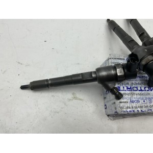 KIT 4 INIETTORI GASOLIO DIESEL BOSCH 0445110083 MOTORE 1.3 MJT 75 CV YPSILON PANDA MUSA IDEA GRANDE PUNTO