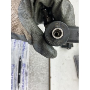 KIT 4 INIETTORI GASOLIO DIESEL BOSCH 0445110083 MOTORE 1.3 MJT 75 CV YPSILON PANDA MUSA IDEA GRANDE PUNTO