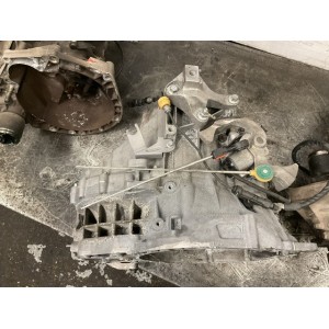 CAMBIO MANUALE COMPLETO FORD Kuga Serie (CBV) 8V4R-7002-BG diesel 2000 (08 13)