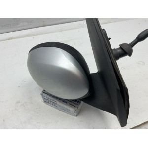 Specchietto manuale destro  calotta grigia metallizzata Peugeot 107 Toyota aygo 2005 2008