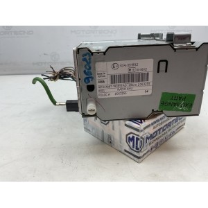 FORD FIESTA 6 SERIE MK7 AUTORADIO STEREO LETTORE CD AUDIO AHU AA6T-18C815-AD senza codice di sblocco