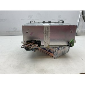 FORD FIESTA 6 SERIE MK7 AUTORADIO STEREO LETTORE CD AUDIO AHU AA6T-18C815-AD senza codice di sblocco