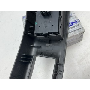 Pulsantiera quattro vetri elettrici Opel Meriva  B
