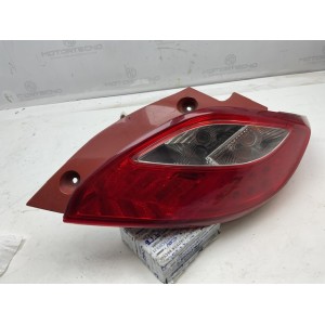 STOP FANALE POSTERIORE DESTRO MAZDA 2 Berlina 2° Serie D65151150 (07 14)
